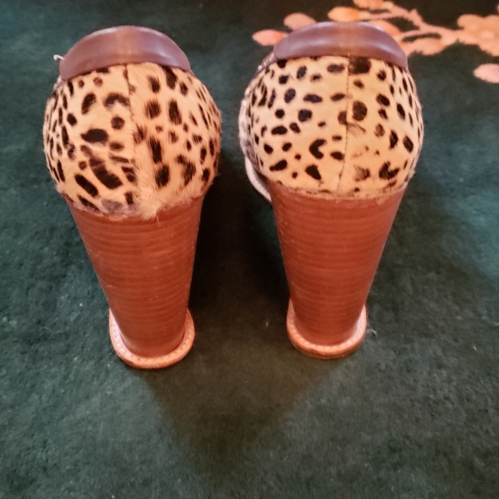 Leopard Rhinestone Wedges - Picture 4 of 6